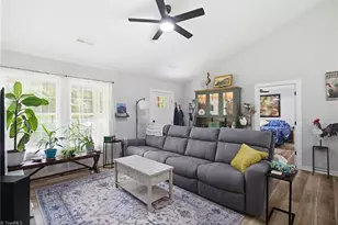 704 Archdale Dr, Lexington, NC 27292 - Photo 6