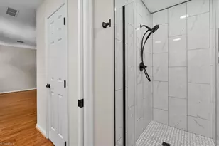 1204 Hounslow Dr, Greensboro, NC 27410 - Photo 28