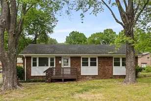 4 Carpenter Ct, Greensboro, NC 27403 - Photo 1