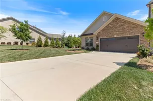 985 Bonanza Ln, Mebane, NC 27302 - Photo 4
