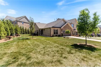 985 Bonanza Lane, Mebane, NC 27302 - Photo 2