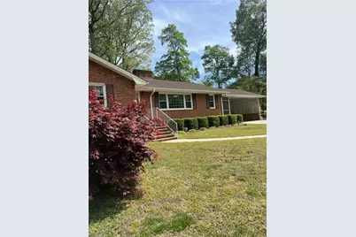 904 Blackstone Circle, Thomasville, NC 27360 - Photo 4