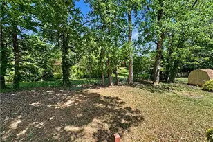 6104 Lindley Woods Dr, Greensboro, NC 27410 - Photo 38