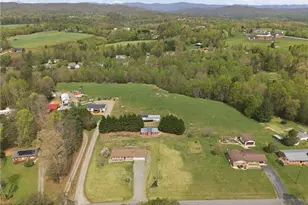 472 Brown Berry Rd, North Wilkesboro, NC 28659 - Photo 34