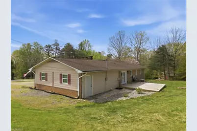 472 Brown Berry Road, North Wilkesboro, NC 28659 - Photo 4