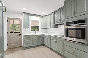 4605 Southall Dr, Greensboro, NC 27406 - Photo 2