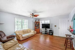 133 Pegg Ave, Kernersville, NC 27284 - Photo 4
