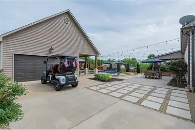 323 Oakleaf Drive, Lexington, NC 27295 - Photo 22