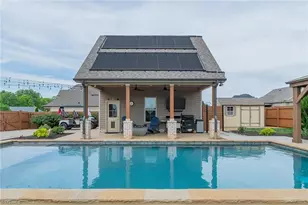 323 Oak Leaf Dr, Lexington, NC 27295 - Photo 18