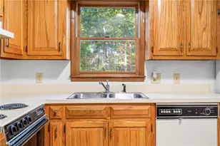 552 Woodland Dr, Graham, NC 27253 - Photo 10