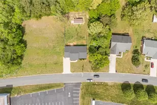 880 Garner St, Mocksville, NC 27028 - Photo 4