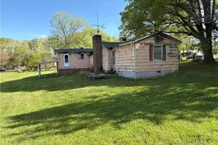 1018 Person St, Eden, NC 27288 - Photo 2