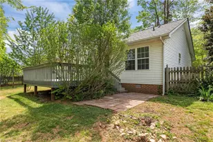 3987 Cherry Tree Dr, Greensboro, NC 27405 - Photo 30