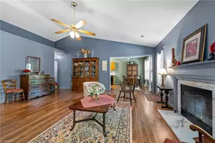 3987 Cherry Tree Dr, Greensboro, NC 27405 - Photo 10