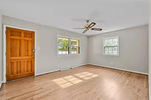 2101 Carpenter St, Greensboro, NC 27403 - Photo 4