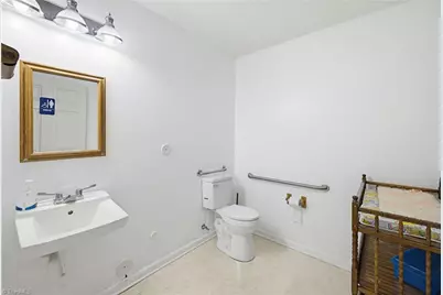 121 Ellis Road, Mayodan, NC 27027 - Photo 8