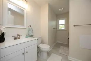 321 Clapp St, Graham, NC 27253 - Photo 24