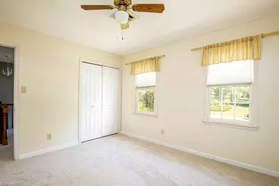 914 Edinburgh Drive, Jamestown, NC 27282 - Photo 14