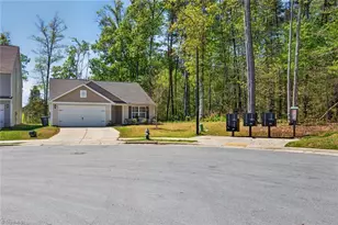 2231 Balmore Ave, Greensboro, NC 27405 - Photo 4