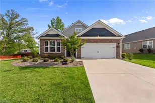 1639 Abberly Pl, Graham, NC 27253 - Photo 2