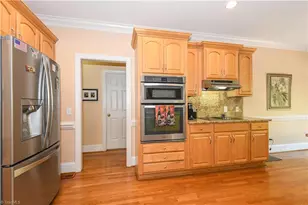 6810 Buckley Dr, Summerfield, NC 27358 - Photo 14