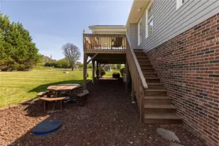 164 Mahogany Ct, Wilkesboro, NC 28697 - Photo 12