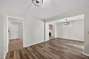 2 Lord Foxley Ct, Greensboro, NC 27405 - Photo 18