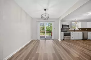 2 Lord Foxley Ct, Greensboro, NC 27405 - Photo 12