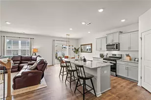3216 Highlander Pt, Greensboro, NC 27405 - Photo 10