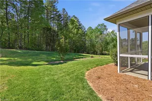 901 Kinloch Dr, Winston-Salem, NC 27107 - Photo 32