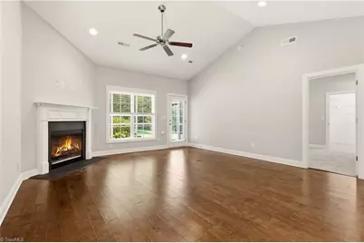 901 Kinloch Drive, Winston-Salem, NC 27107 - Photo 12
