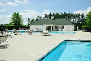 901 Kinloch Dr, Winston-Salem, NC 27107 - Photo 40