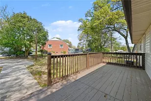 2526 Hyde St, Burlington, NC 27217 - Photo 14