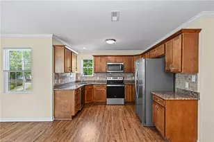 100 Webster Rd, Greensboro, NC 27406 - Photo 14