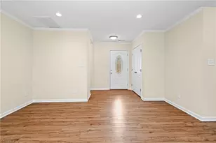 100 Webster Rd, Greensboro, NC 27406 - Photo 8