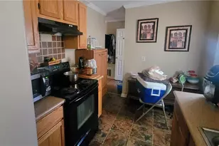 2215 Bertie St, Greensboro, NC 27403 - Photo 6