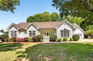 3382 Rebecca Dr, Summerfield, NC 27358 - Photo 2