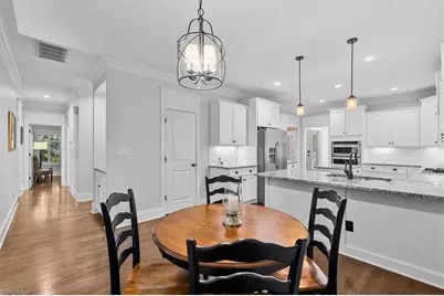 8 Blakeney Place, Greensboro, NC 27408 - Photo 18