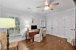 8 Blakeney Pl, Greensboro, NC 27408 - Photo 30