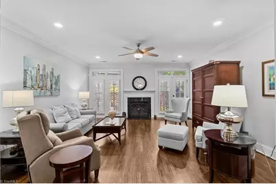 8 Blakeney Place, Greensboro, NC 27408 - Photo 6
