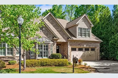 8 Blakeney Place, Greensboro, NC 27408 - Photo 2