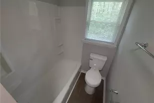 414 E Peachtree Dr, High Point, NC 27265 - Photo 6