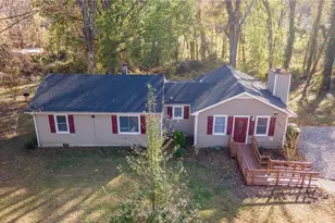 105 W Lakefield Dr, Greensboro, NC 27406 - Photo 2