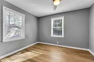 105 W Lakefield Dr, Greensboro, NC 27406 - Photo 24