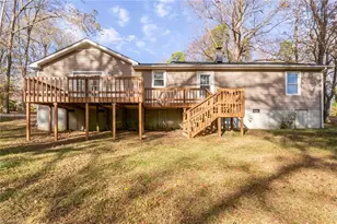 105 W Lakefield Dr, Greensboro, NC 27406 - Photo 34