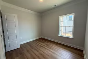 2811 Berwick Vly Dr, Winston-Salem, NC 27127 - Photo 8