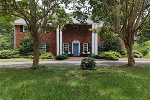 2862 Robinhood Rd, Winston-Salem, NC 27106 - Photo 2