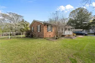1225 2nd St, Eden, NC 28288 - Photo 2