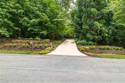501 W Poplar Ridge Court, Greensboro, NC 27455 - Photo 4