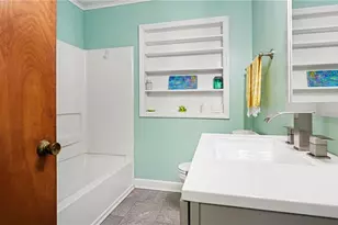 312 Pineywood Rd, Thomasville, NC 27360 - Photo 12